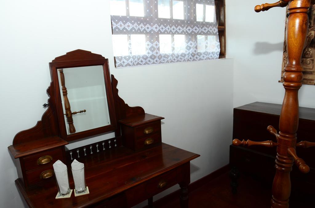 Primrose Inn Канди Номер фото