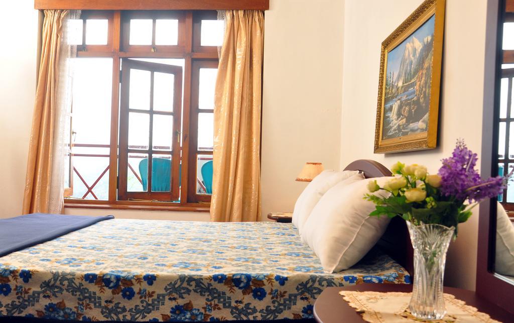 Primrose Inn Канди Экстерьер фото