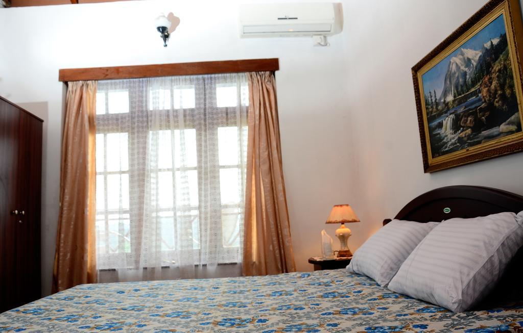 Primrose Inn Канди Экстерьер фото
