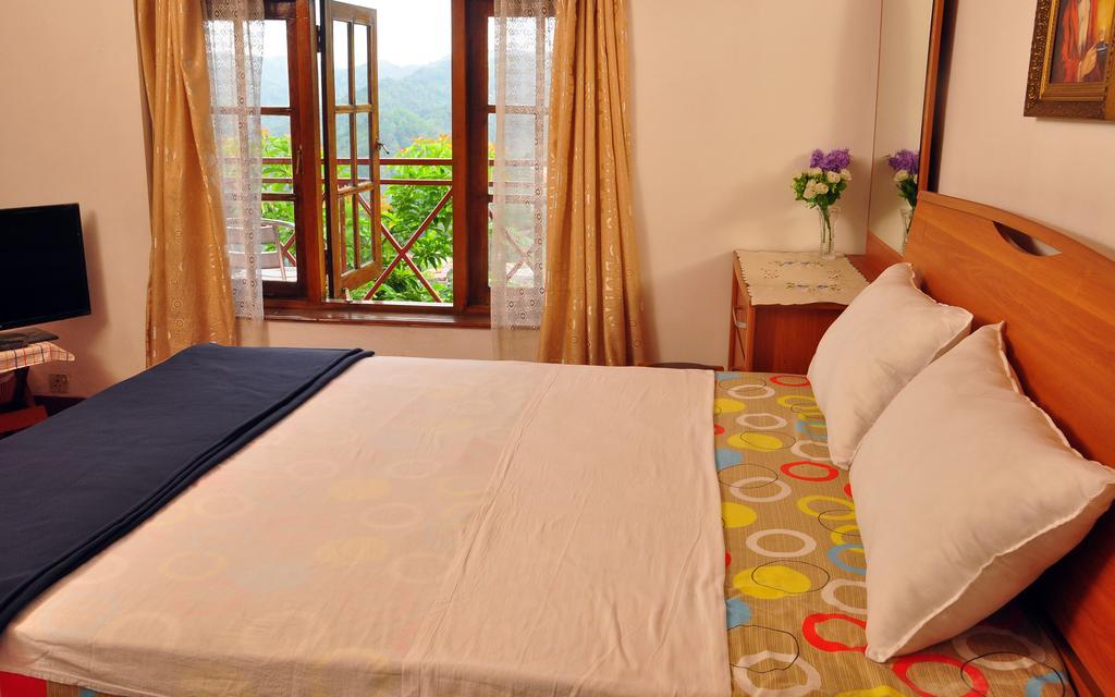 Primrose Inn Канди Экстерьер фото